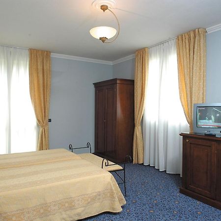 Hotel Castello Modena Zewnętrze zdjęcie
