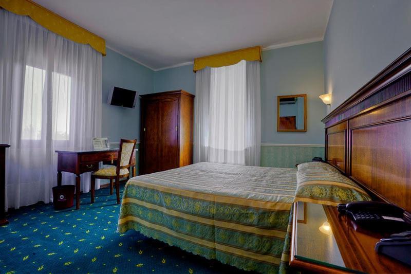 Hotel Castello Modena Pokój zdjęcie